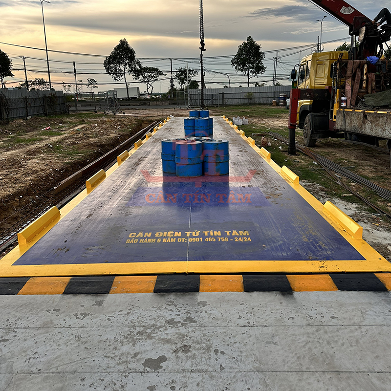 CÂN 18M A HUYNH 3 can 18m a huynh 3